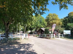Entrée camping Châteauneuf